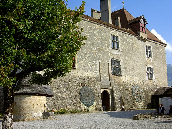 Swiss Castles - Gruyeres, Image 3