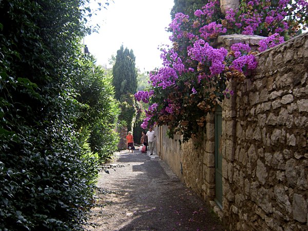 Valbonne - Image 01