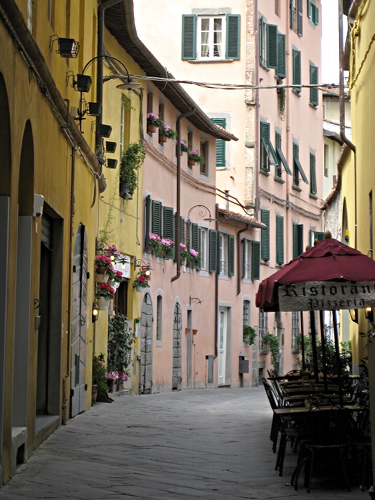 Pisa, Lucca - Image 07